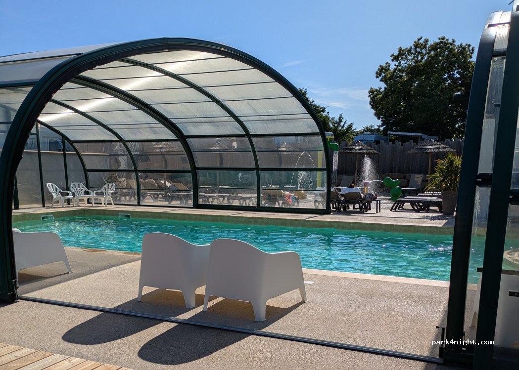 aire de stationnement camping cars 76790 Les Loges - Foto 3