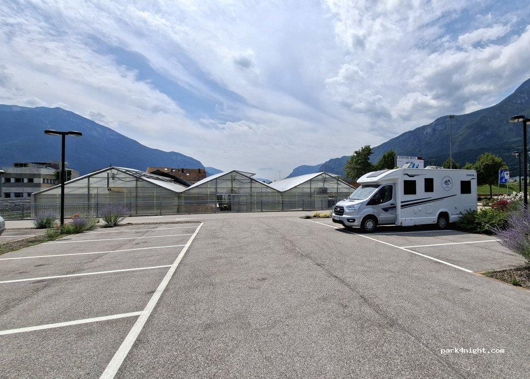 Area Sosta Camper 38123 Trento TN - Foto 2