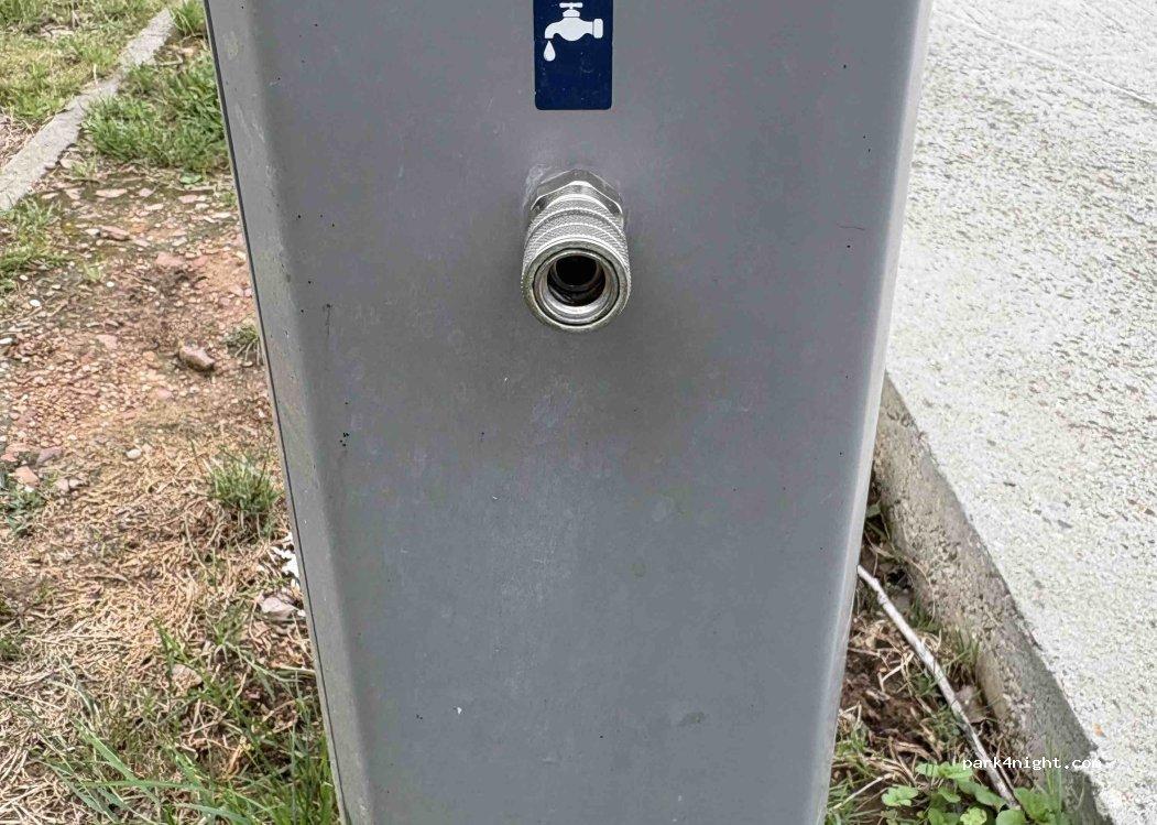 Aire Camping-car - Saint-Julien-le-Faucon - Foto 4