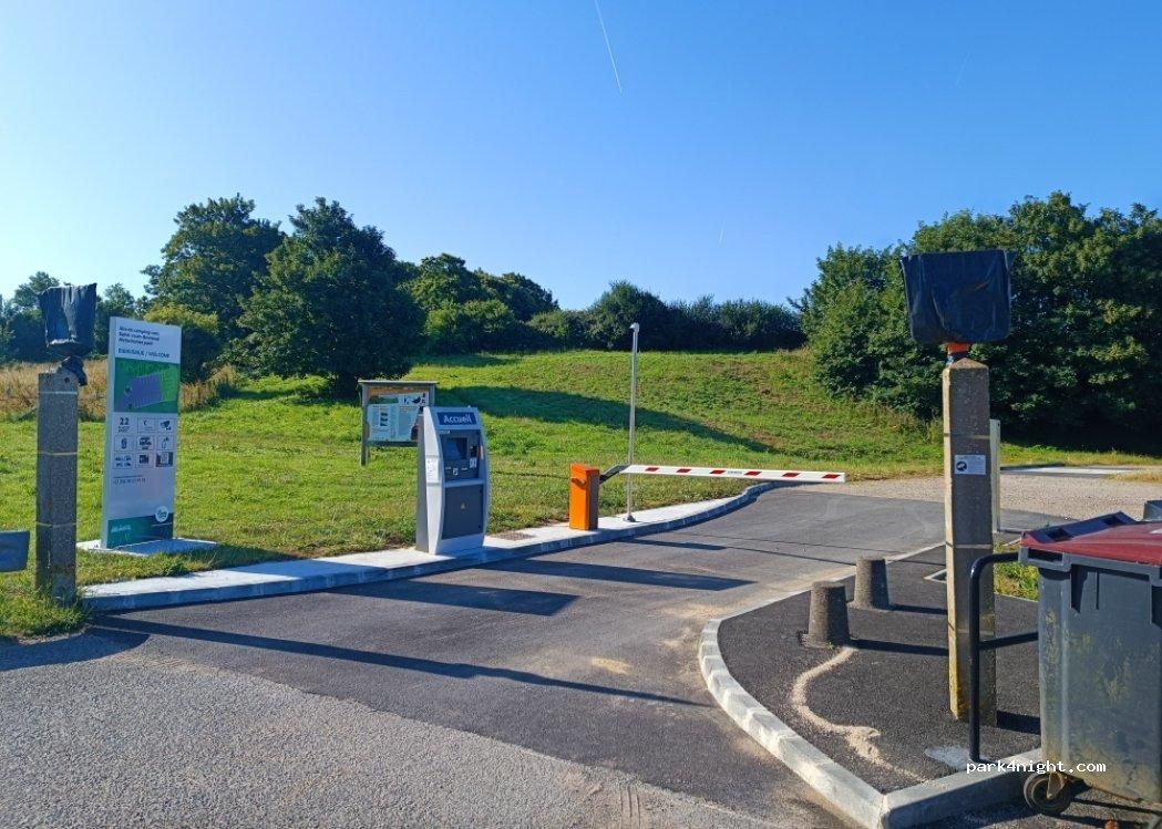 aire de services et stationnement camping cars 76280 Saint-Jouin-Bruneval - Foto 2