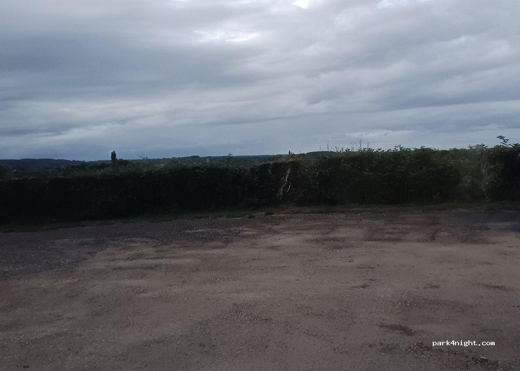 Aire de stationnement camping-cars 61170 Saint-Julien-sur-Sarthe - Foto 7