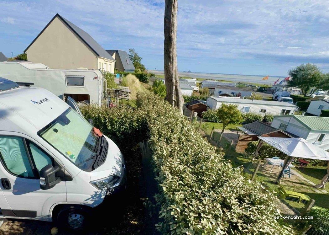 Aire privée pour camping-cars - Foto 3