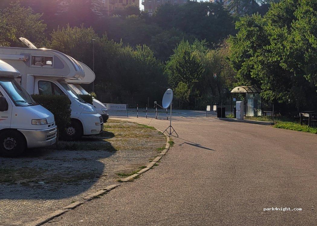 Area camper Parco fluviale - Foto 6