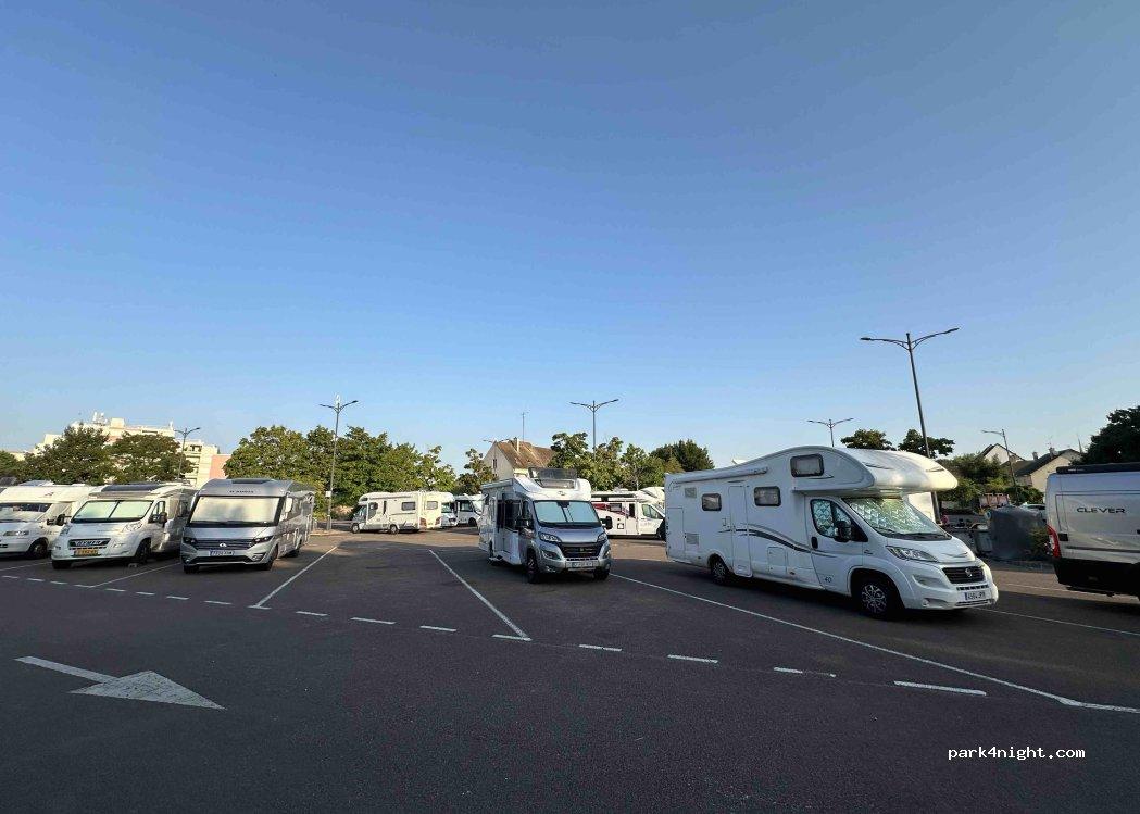 Camper Park Beaune
