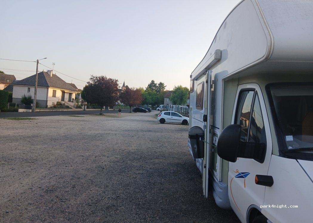 Place des Auzerals - Foto 3