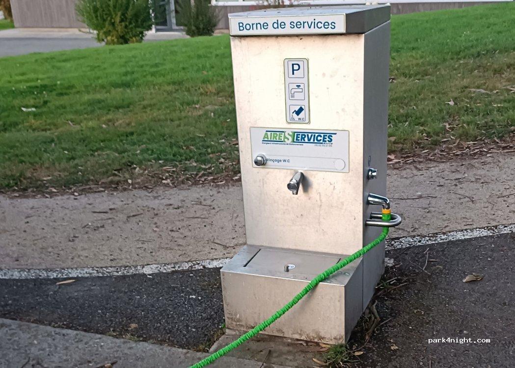 Aire de services camping-cars 14380 Noues de Sienne - Foto 5