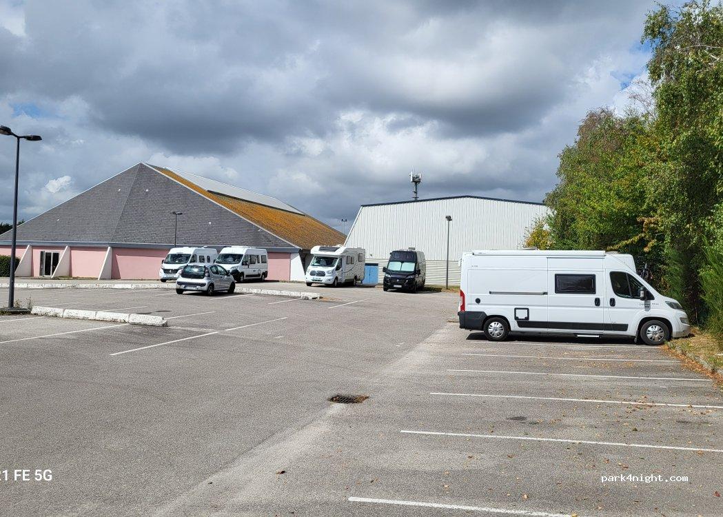 Aire de stationnement camping-cars 50550 Saint-Vaast-la-Hougue - Foto 2