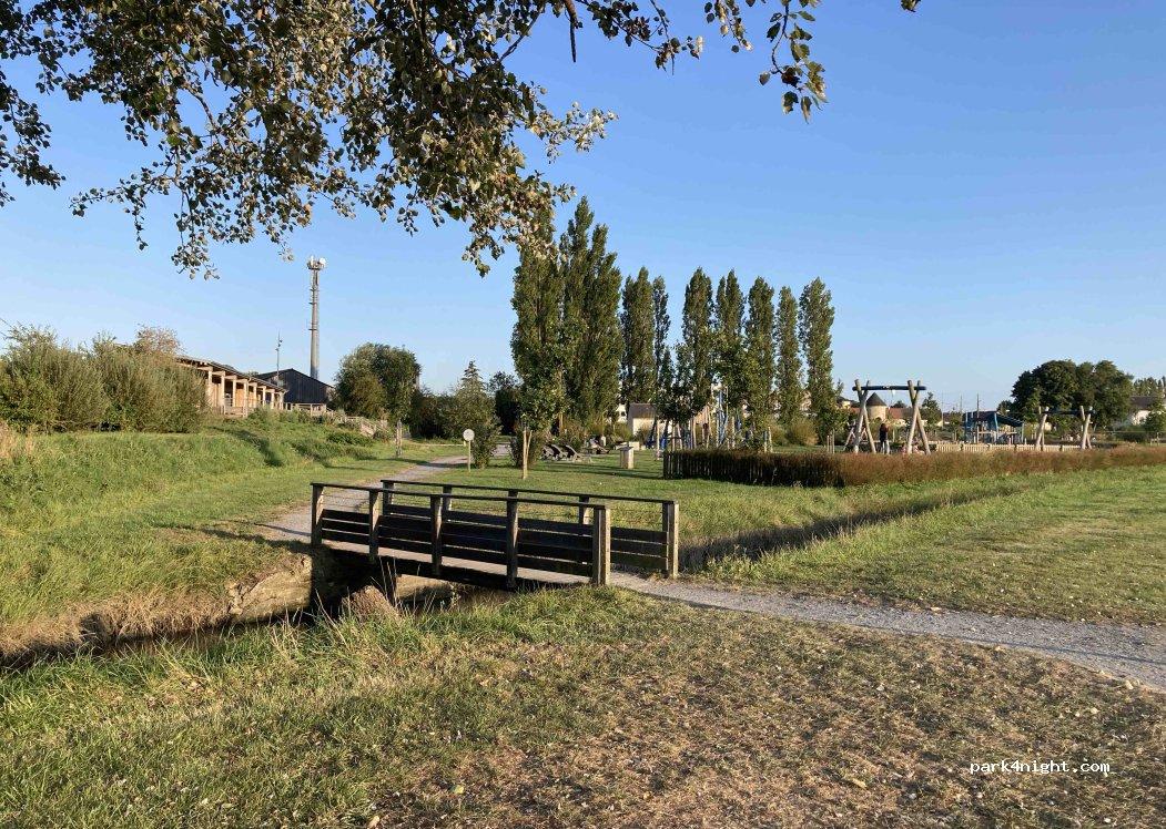 Aire De Camping Car gratuit - Foto 3