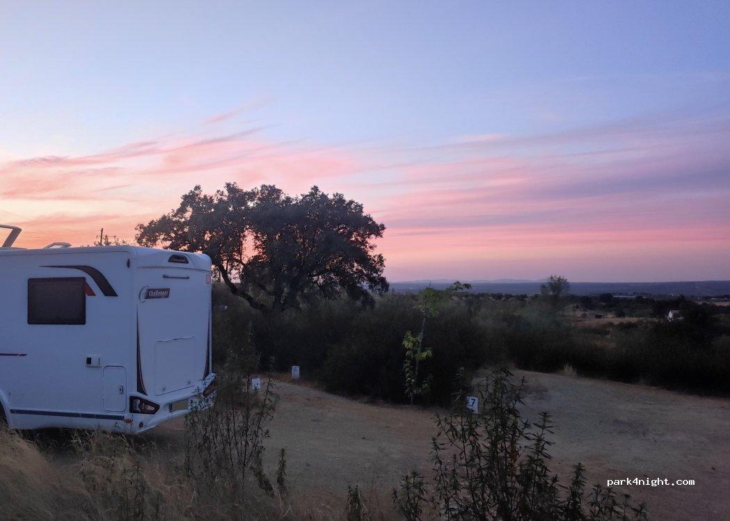 Area de AUTOCARAVANAS La Tierra Verde