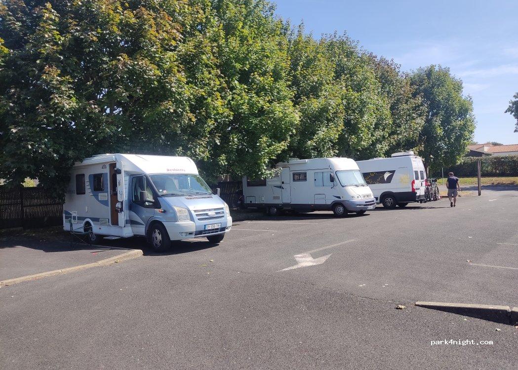 Aire de camping-car BOUSSAY
