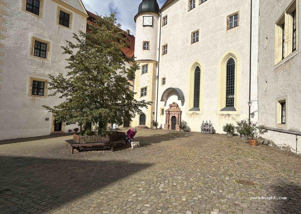 Wohnmobilstellplatz Wasserschloss - Foto 4