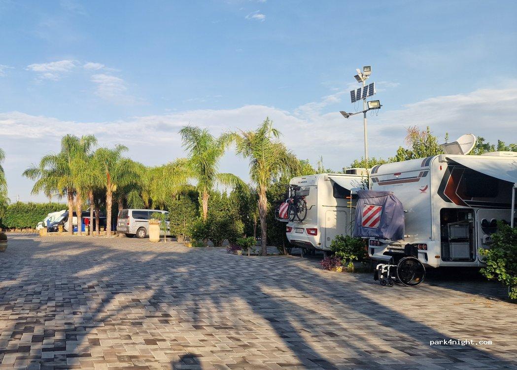 Area attrezzata Sosta Camper Siracusa (Caravan Garden) - Foto 5