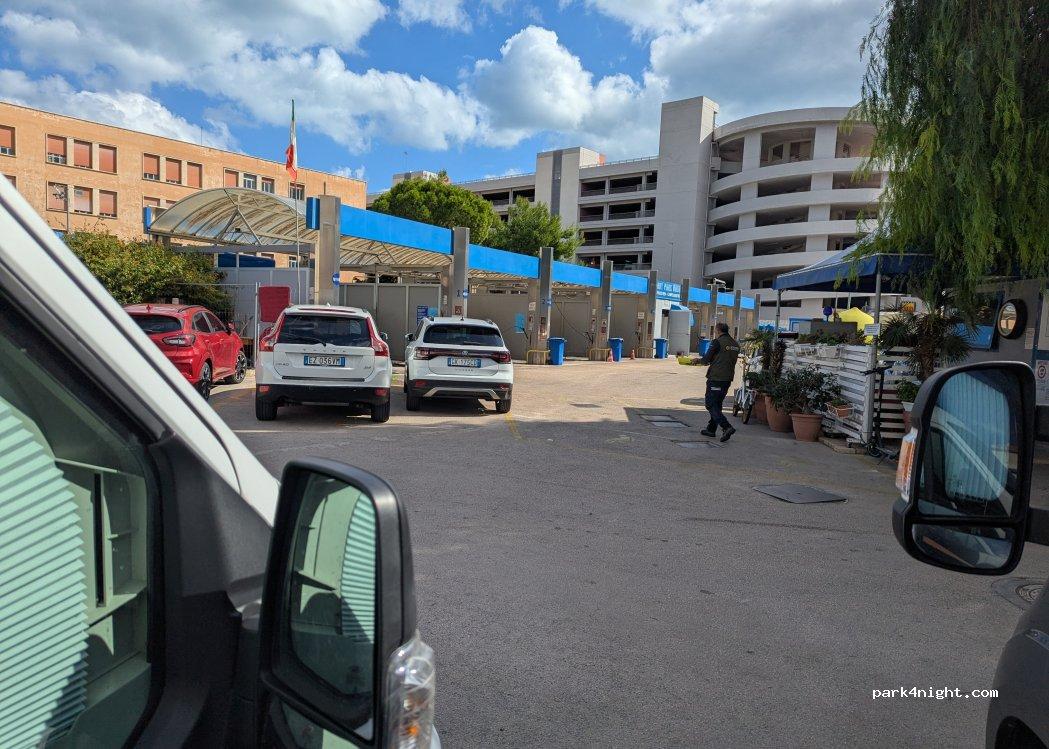 Camper Stop Bari - Autoparco Hobby Park Wash - Foto 5