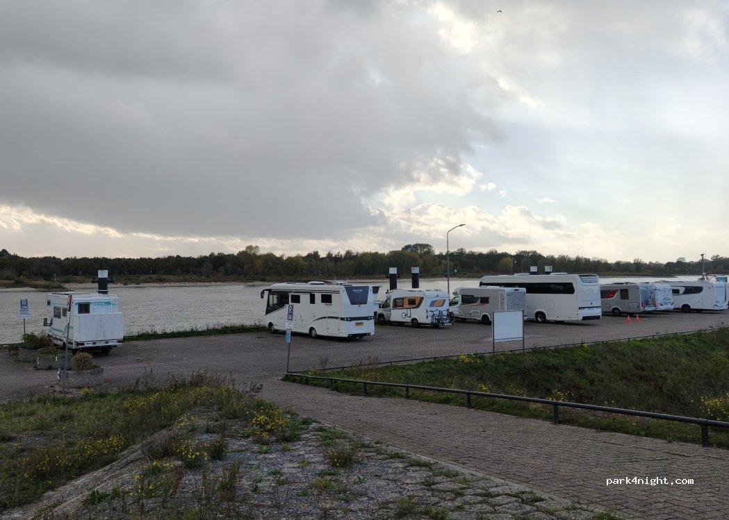 Camperplaatsen Europakade - Foto 4