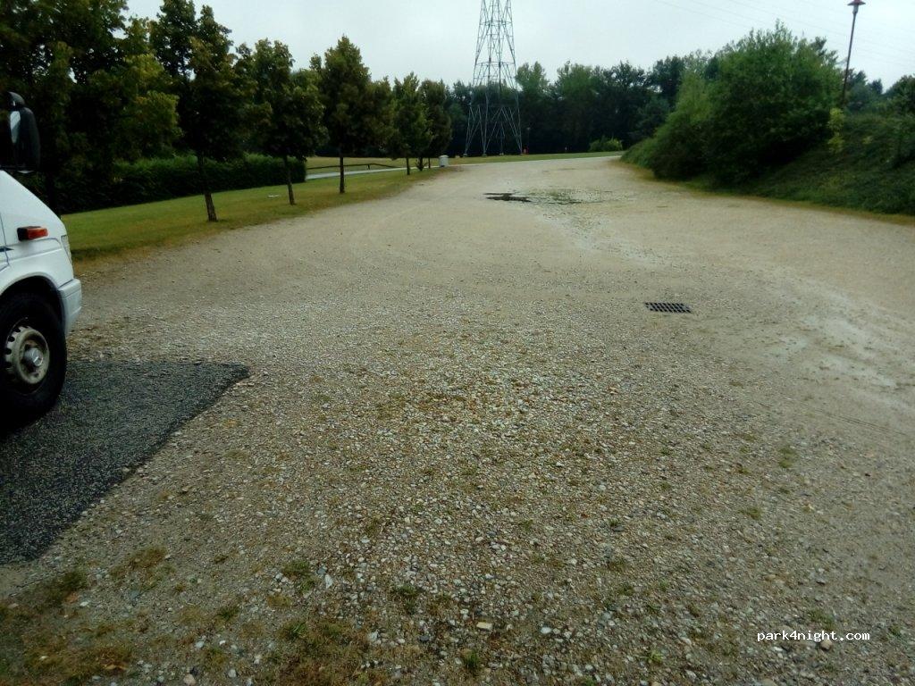 Terrain de Stationnement de Camping-cars de Beauzac - Foto 6