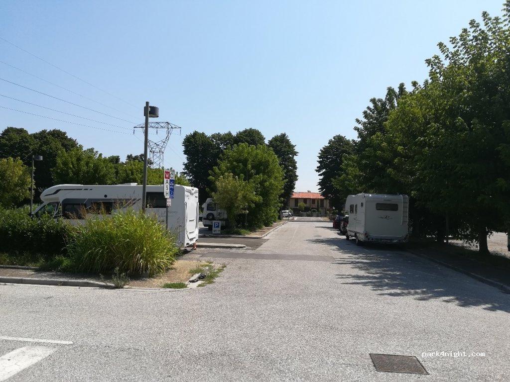 Area Sosta 56010 Vicopisano PI - Foto 6