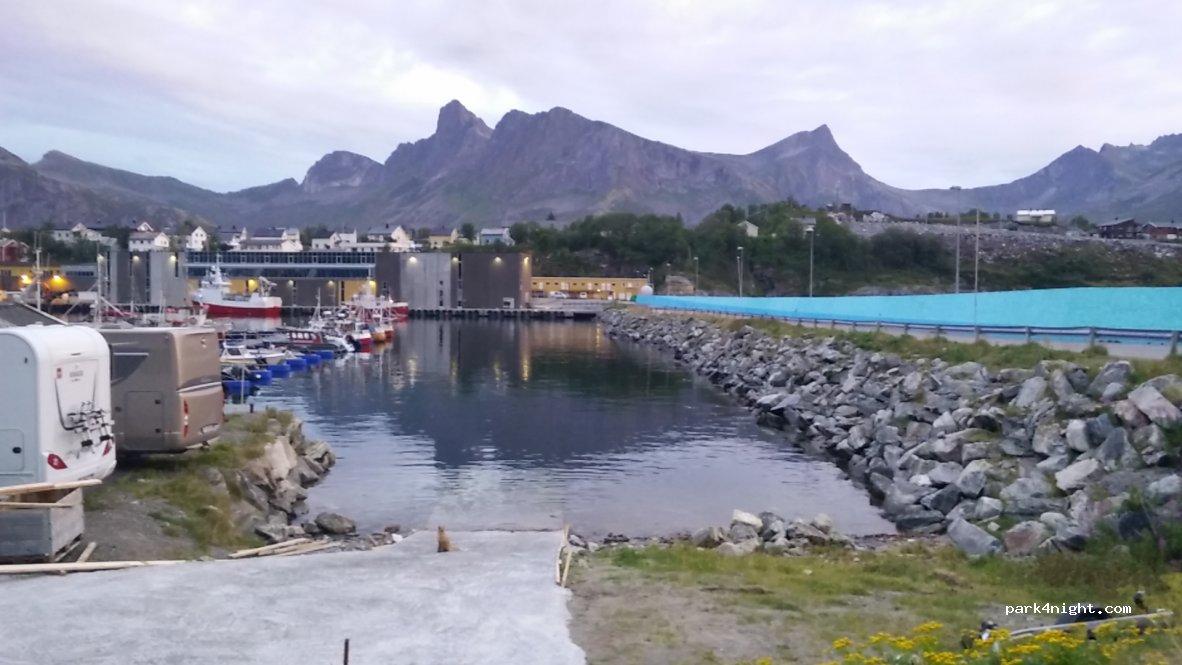 Husøy bobilparkering - Foto 3