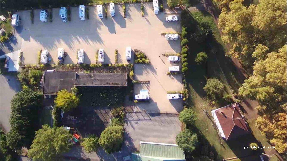 Aire de camping-cars des Berges du Tarn - Foto 3