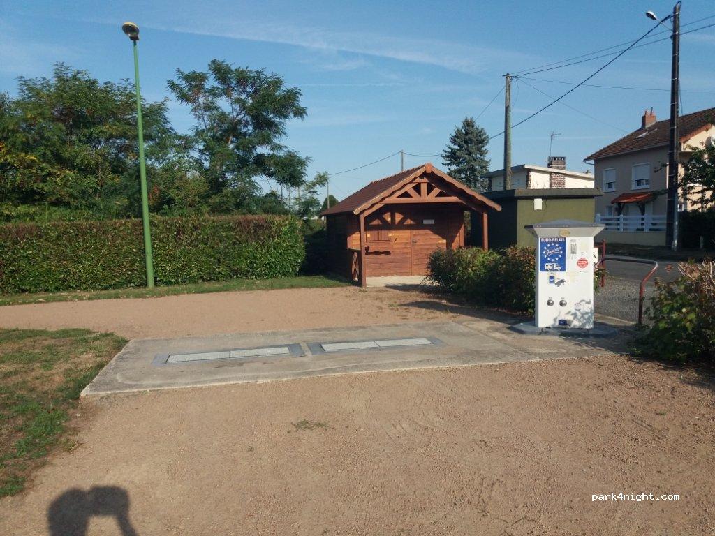 Aire de camping-car CUSSAC