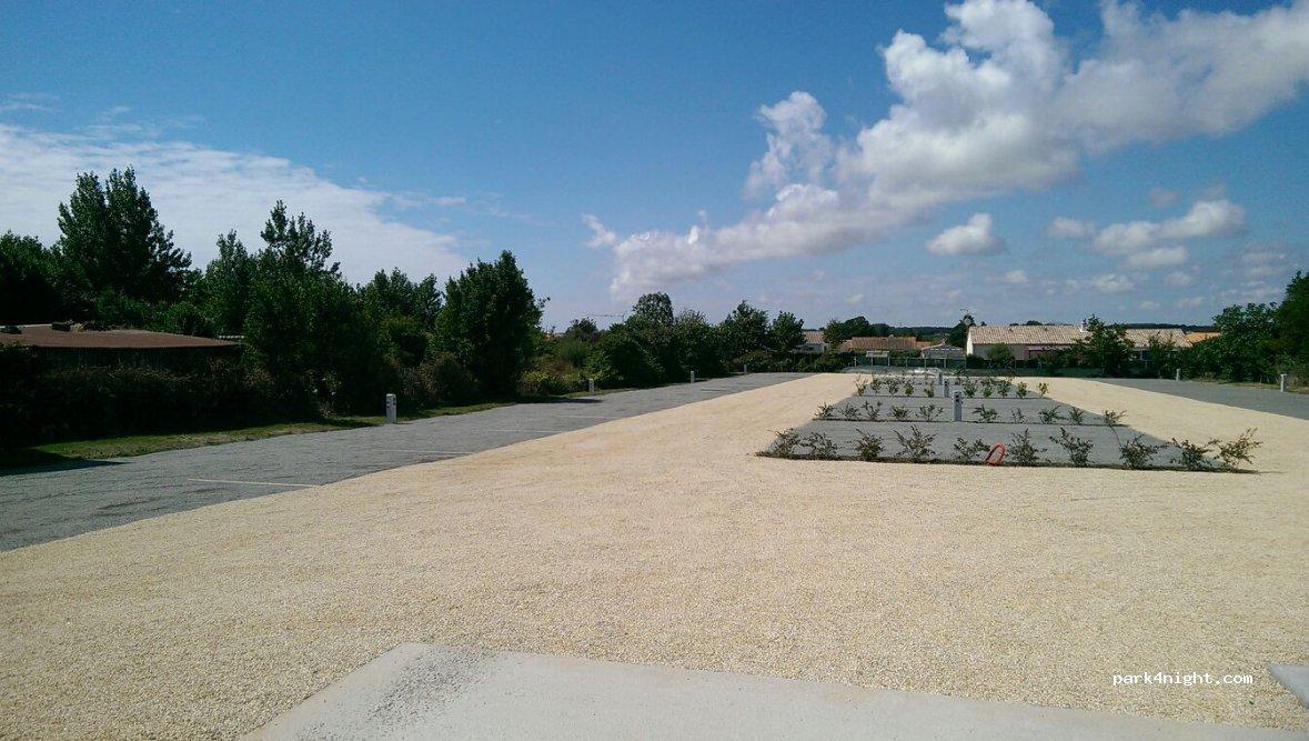 AIRE CAMPING-CAR PARK de LE FENOUILLER - Foto 4