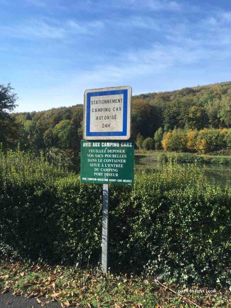 Aire camping-car Monthermé - Foto 5