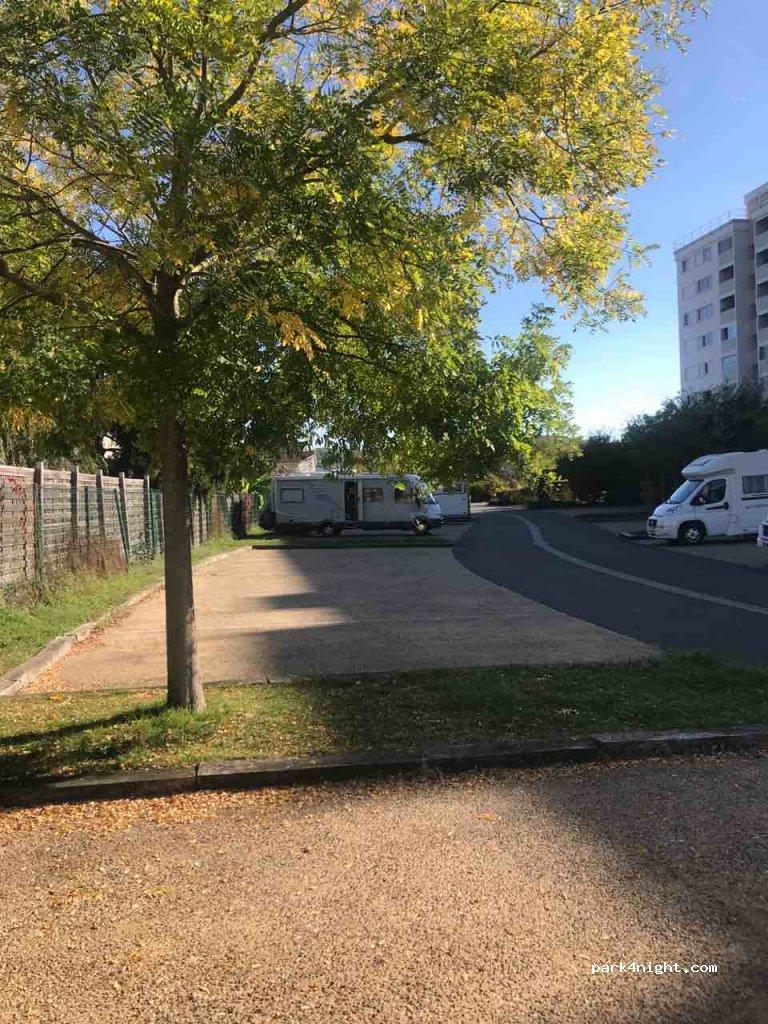 Aire camping-car Périgueux
