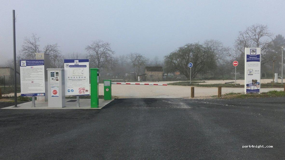 Aire de Camping Car Souillac - Foto 3