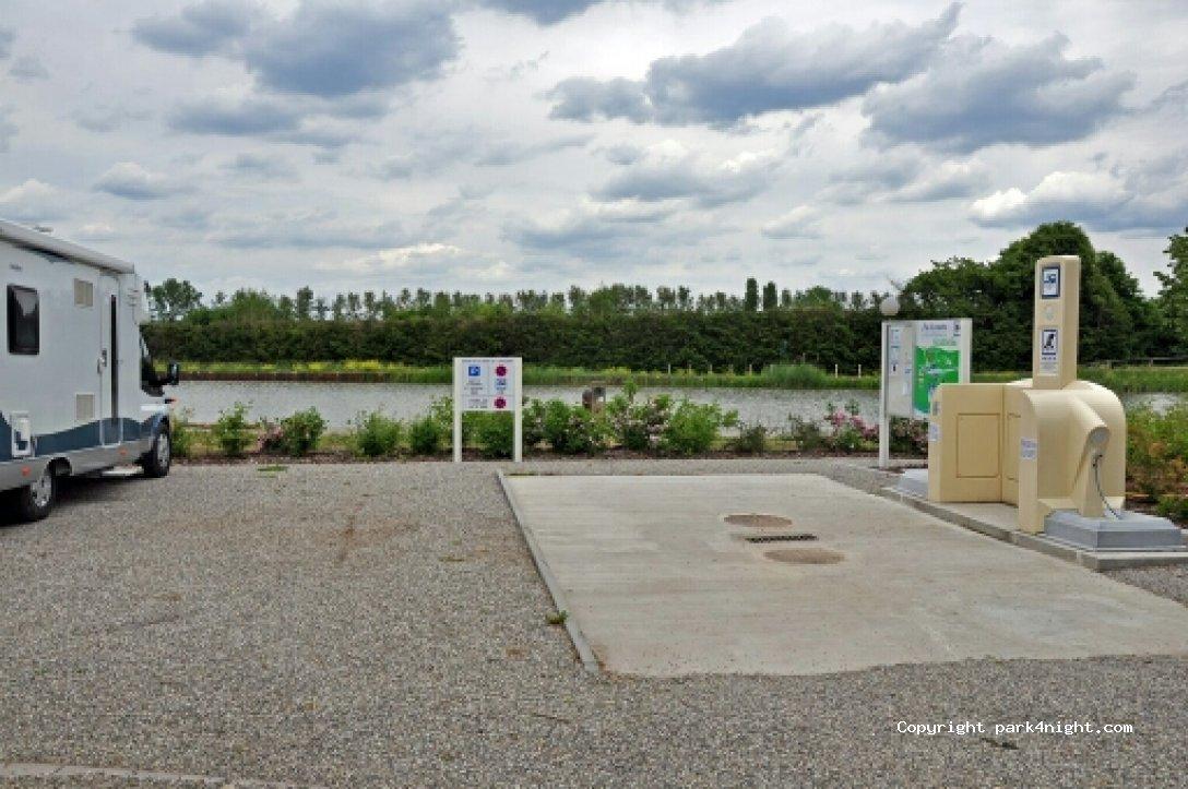 Aire camping-car Harskirchen - Foto 3