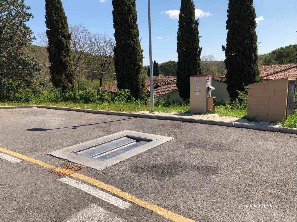 Area Sosta Camper - Monteriggioni - Foto 4