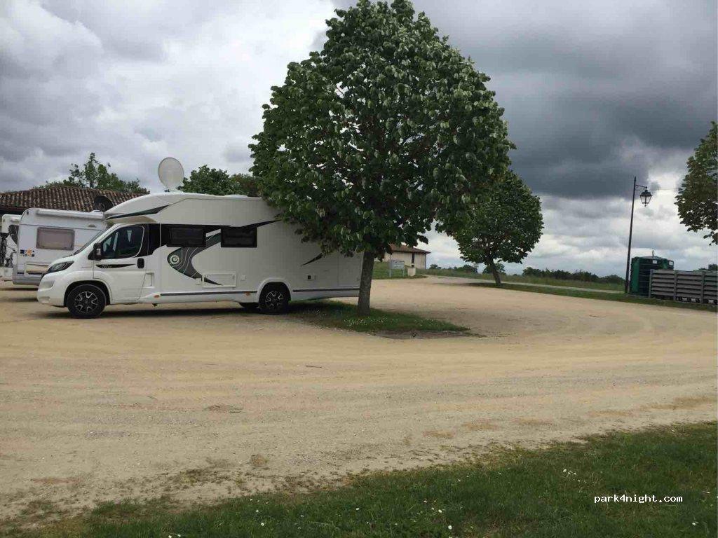 AREA CAMPER Labastide Marnhac - Foto 3