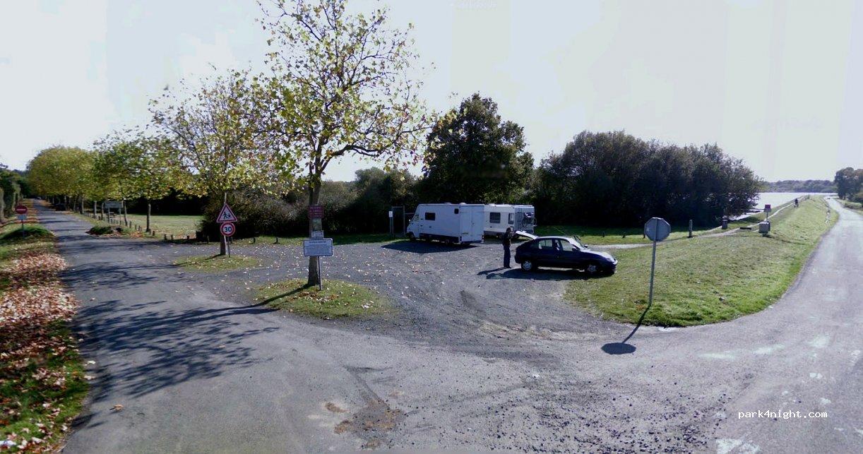 Aire de camping-car CHOLET - Foto 2