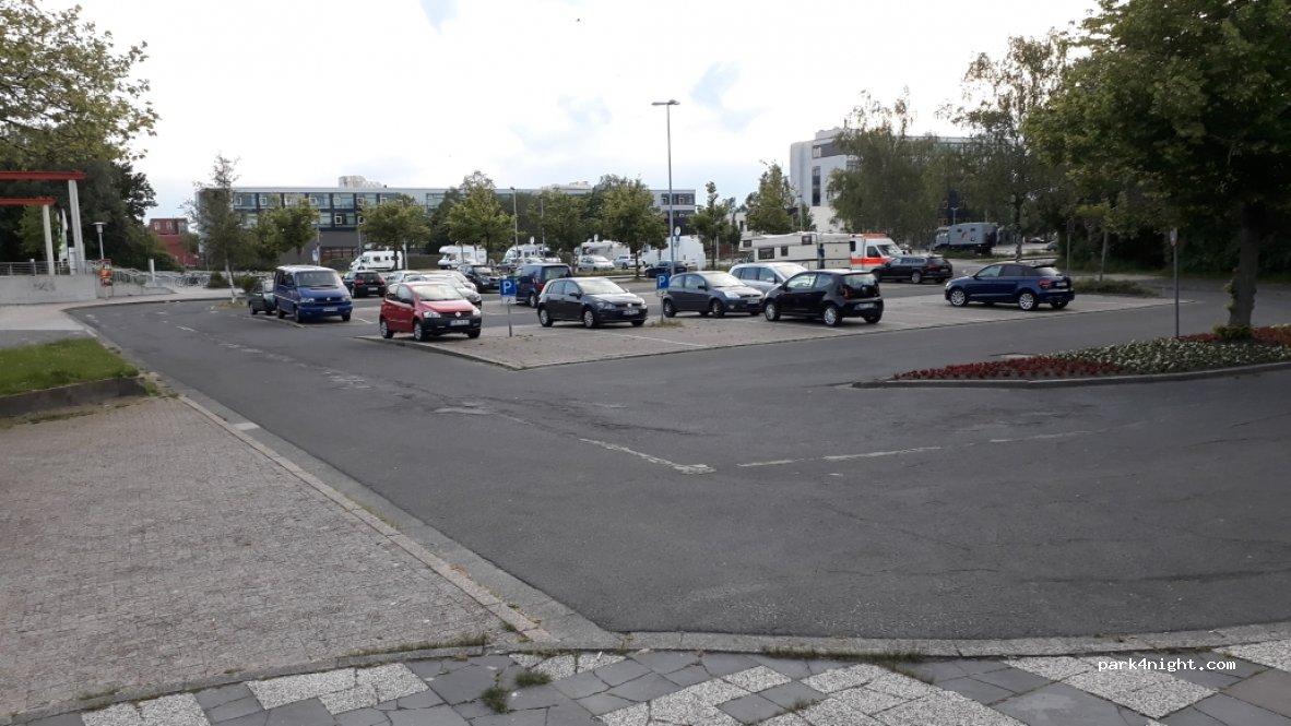 Wohnmobilparkplatz Am Eisenbahndock - Foto 7