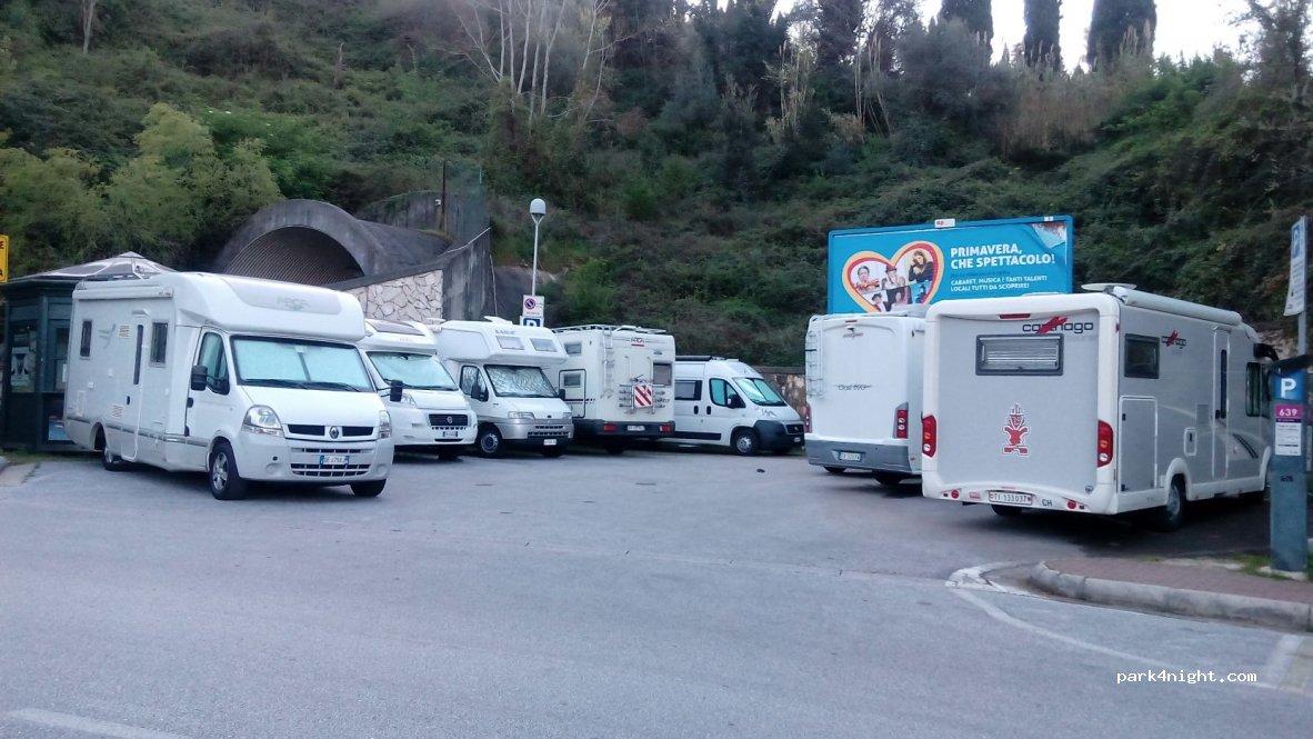 Area Sosta Camper - "La Vallata" - Lerici - Foto 2