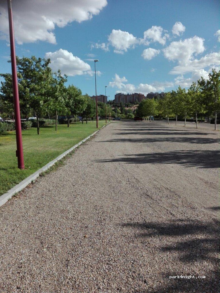 Area de Autocaravanas de Valladolid - Foto 6