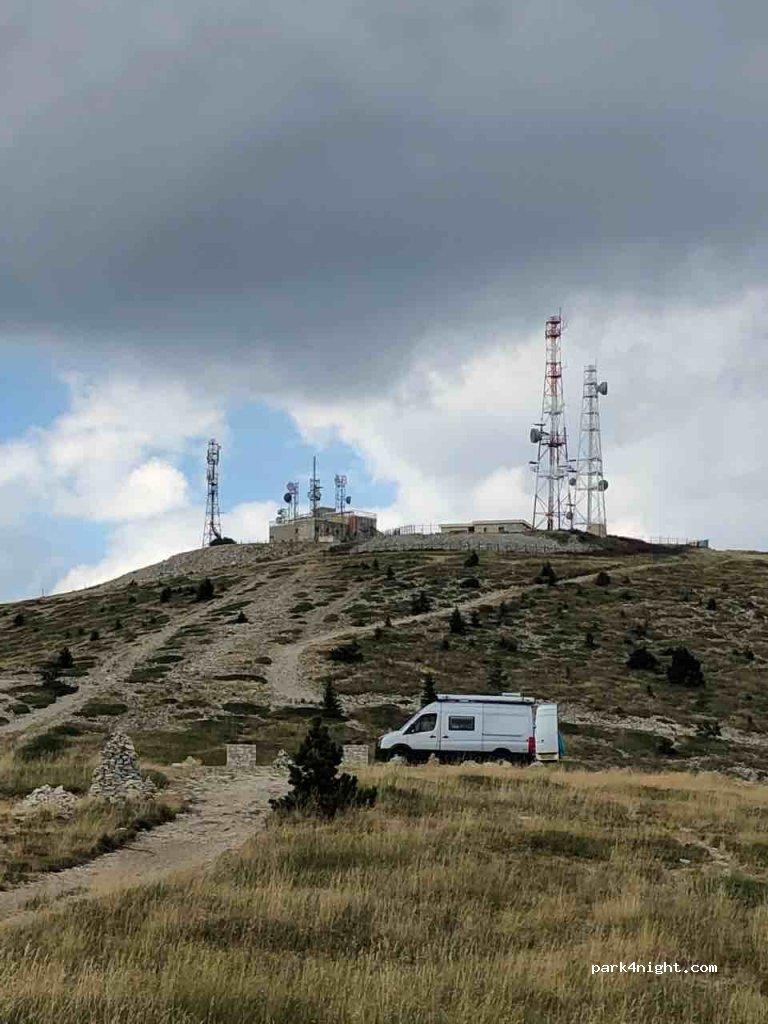 [AirePark] Aire de camping car St Etienne les Orgues - Foto 7