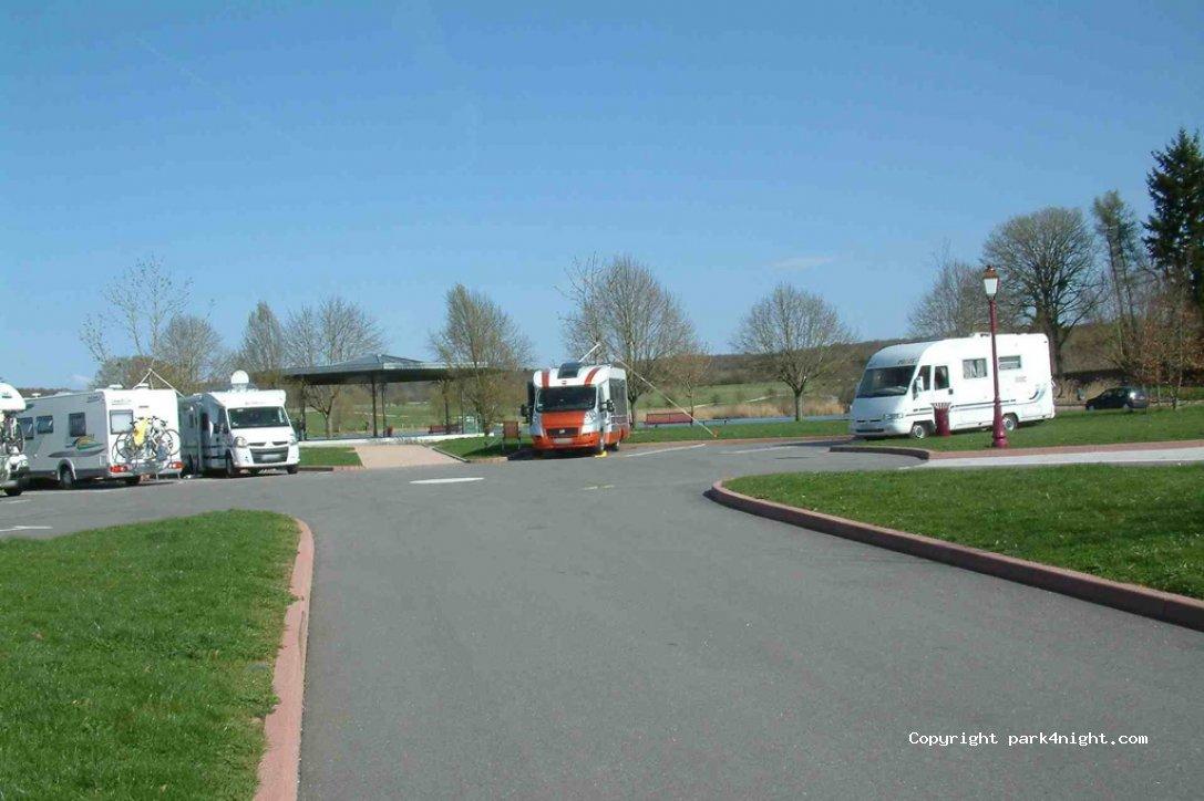 Aire de Camping-Car Bulgneville - Foto 7