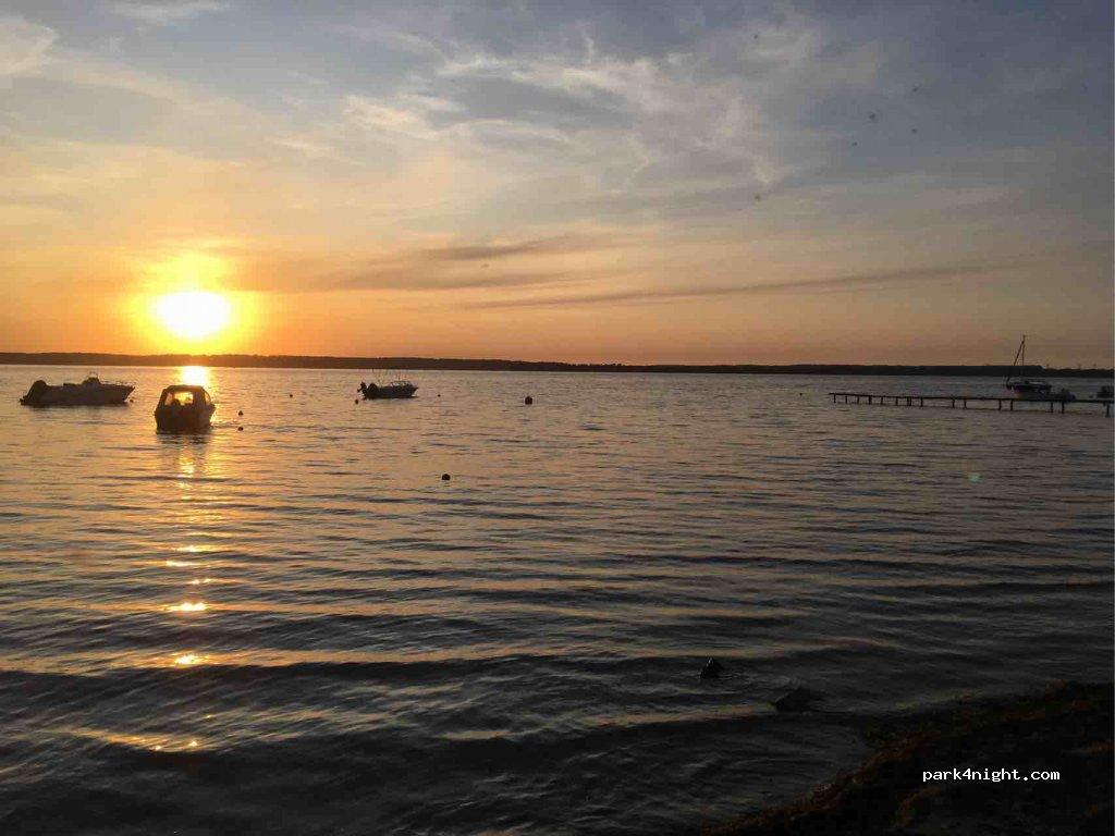 Overlander Camping Quaduxenbarg Wismar - Foto 4