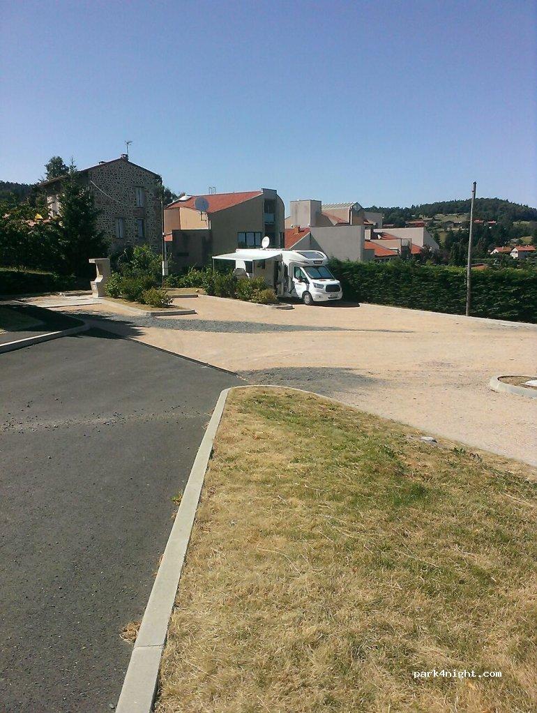 Aire de camping car VERRIERES EN FOREZ - Foto 3