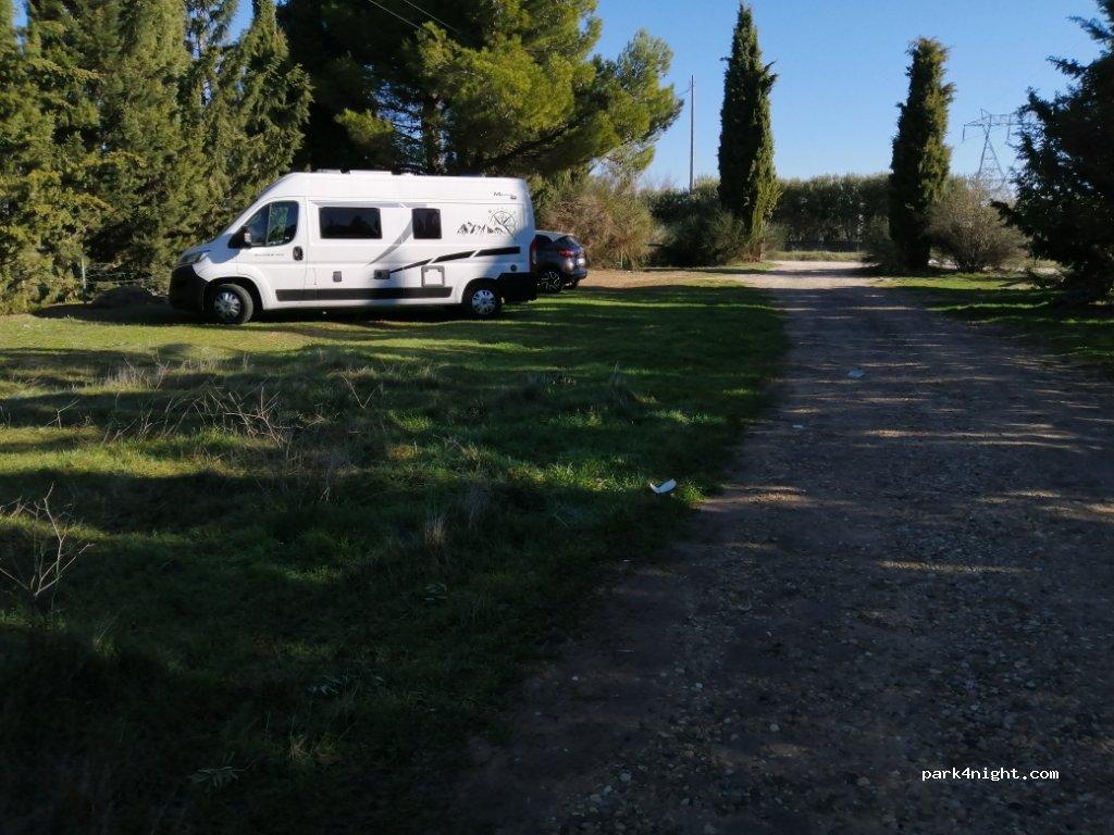 Área autocaravanas Torreperogil