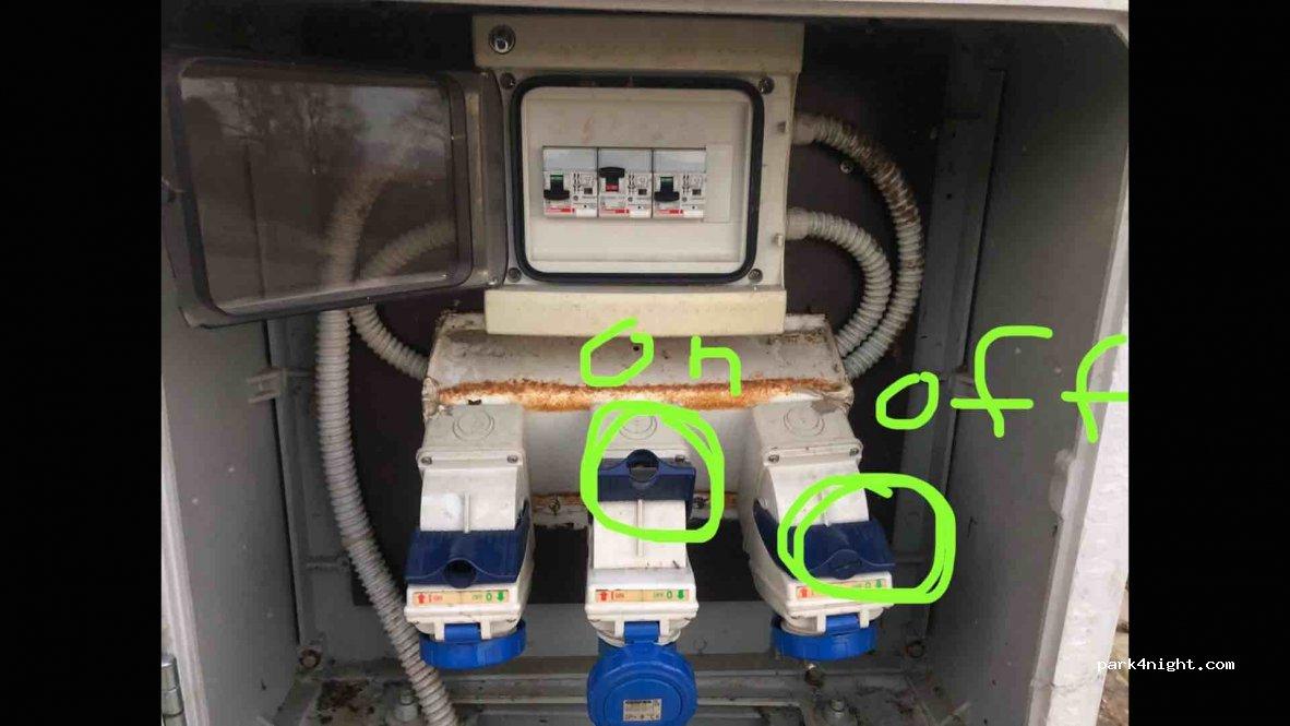 Area Sosta Camper 53049 Torrita di Siena SI - Foto 7