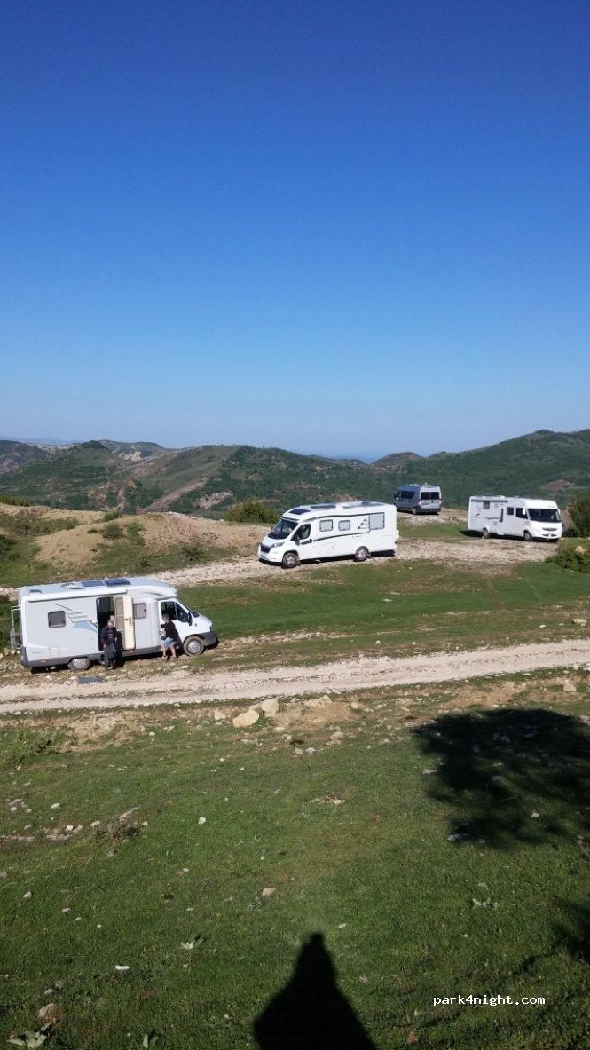 Área autocaravanas Navarrevisca