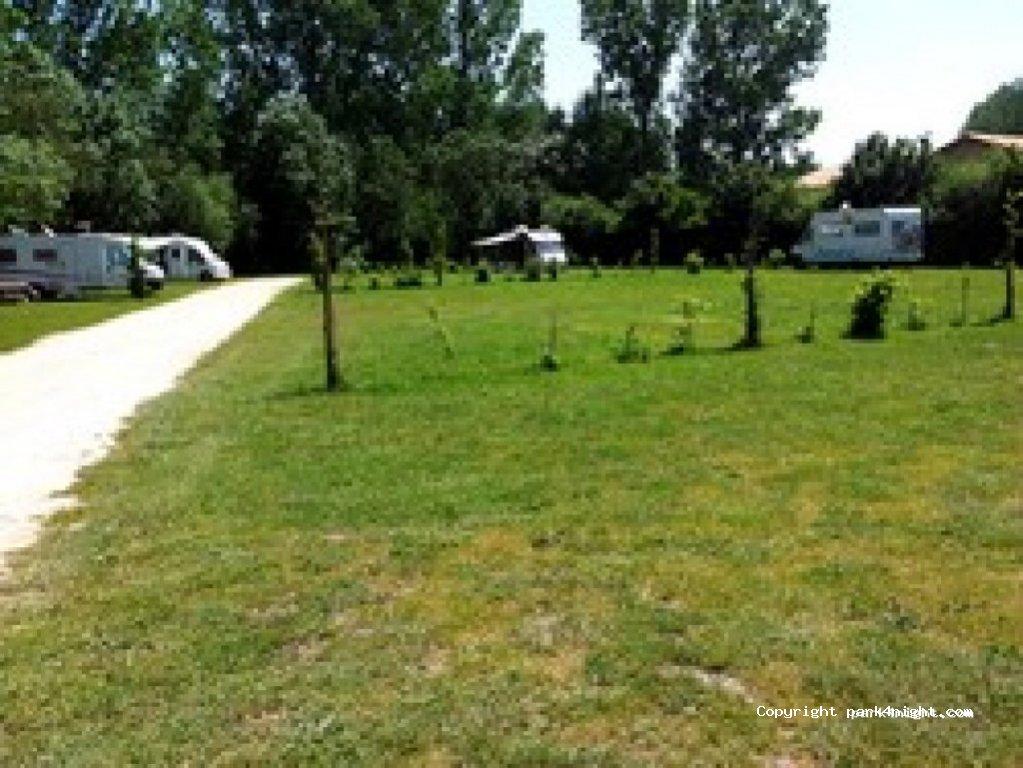 Aire de service camping-cars - Foto 3