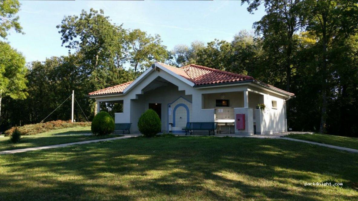 Aire de Camping-Car Trépail - Foto 7