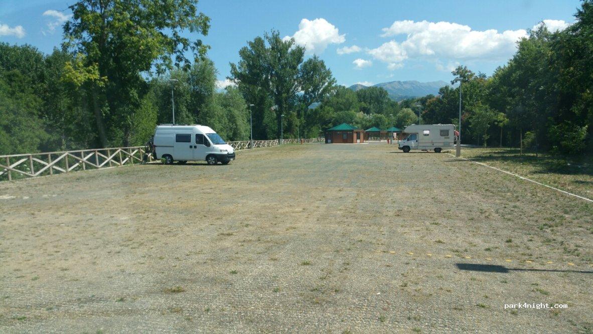 Parking Sulmona - Parcheggio e Area Sosta Camper - Foto 4