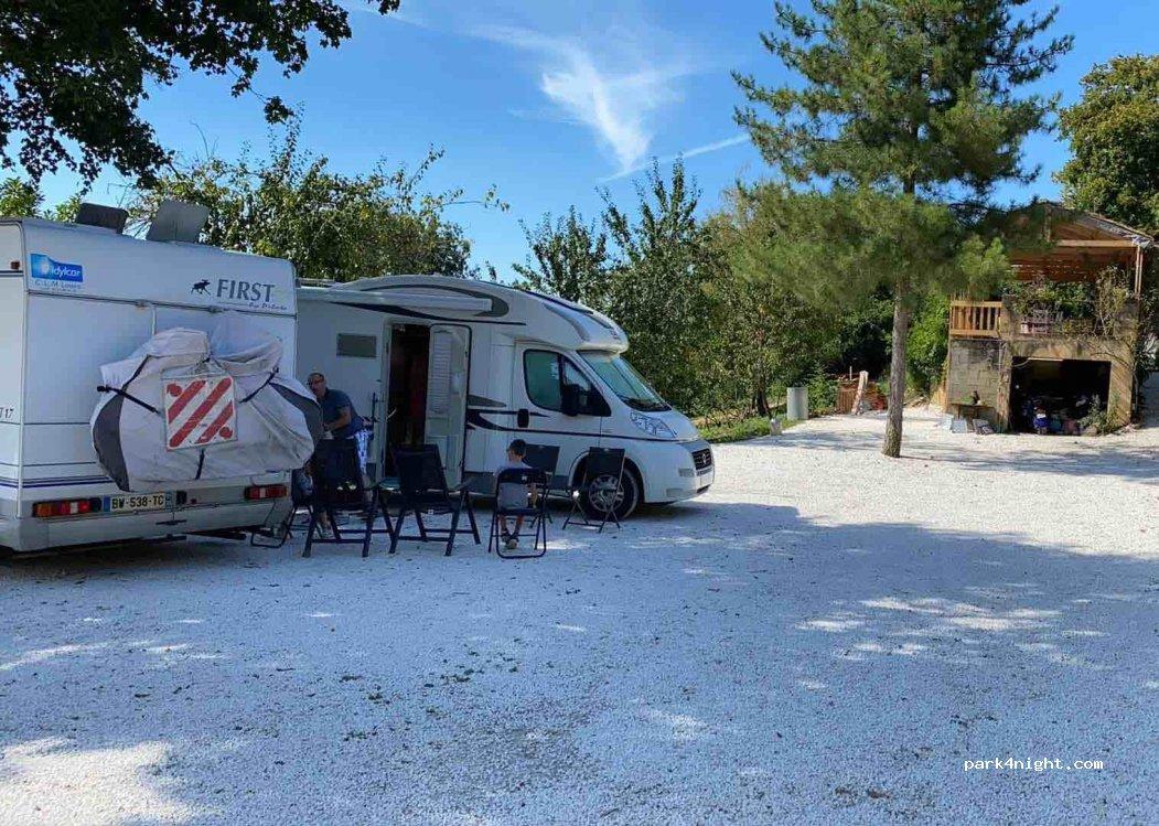 Aire Municipale - Sarlat-la-Canéda - Foto 3