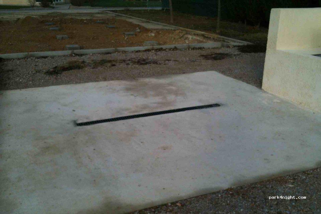 Aire de camping-car Saix - La Serre - Foto 4