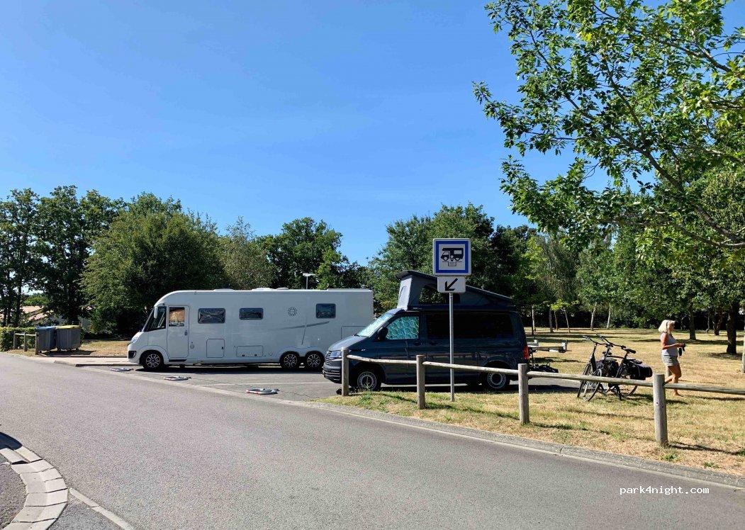 Aire de camping-car SAINTE FOY - Foto 3