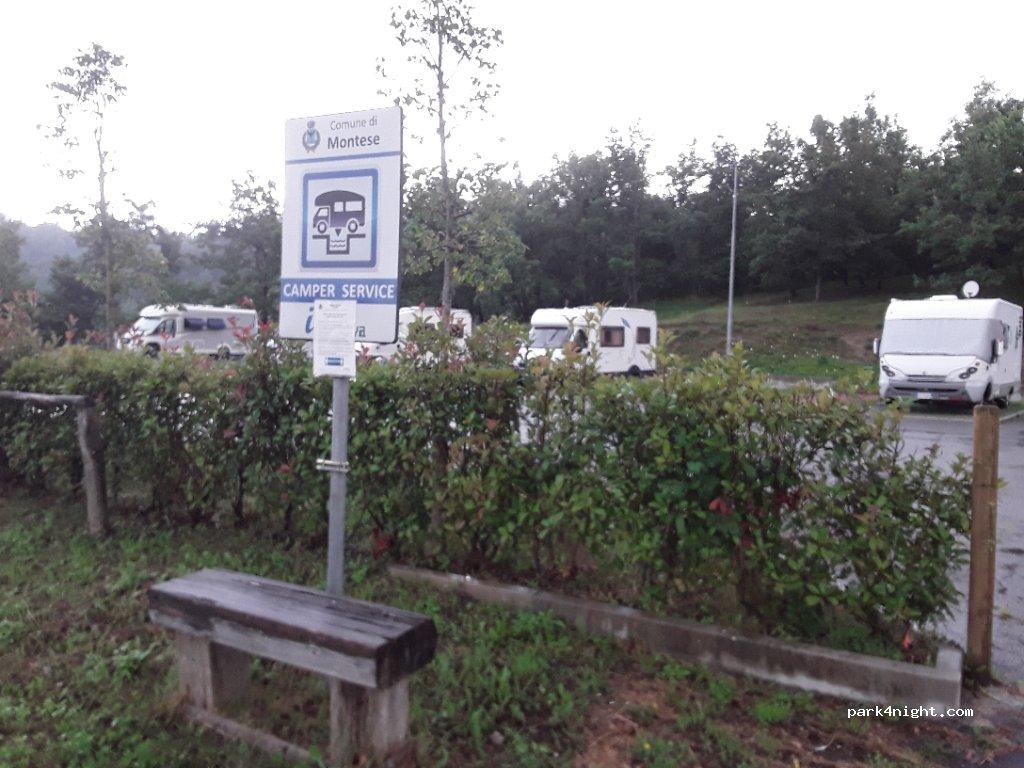 Area Sosta Camper Montese - Foto 5