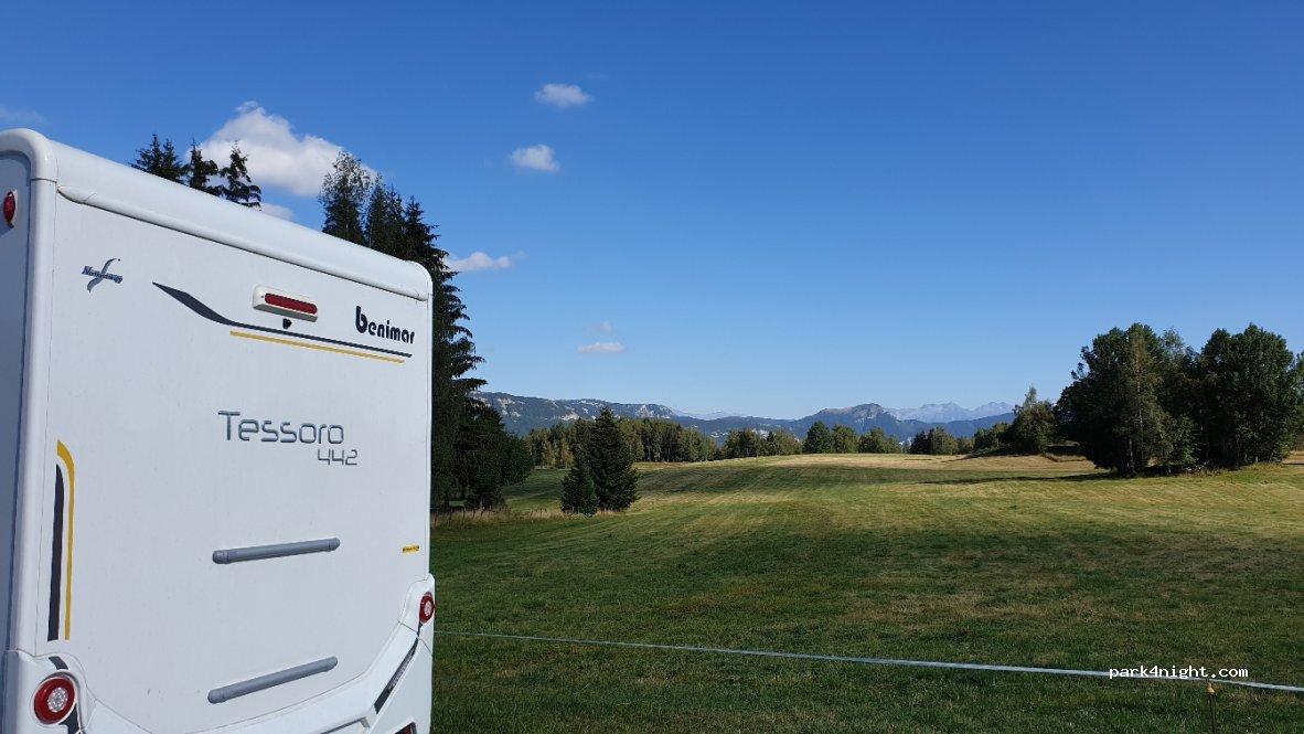 Aire de services et stationnement camping-cars 73230 Les Déserts - Foto 3