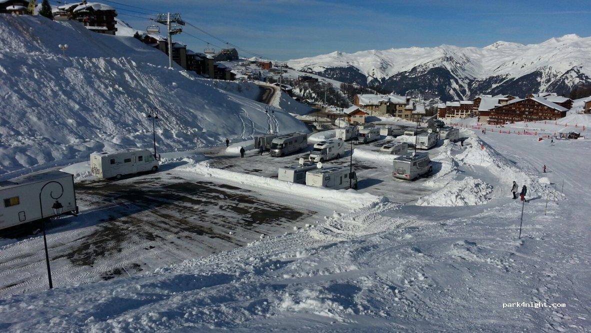 Aire camping car Macôt La Plagne - Foto 3